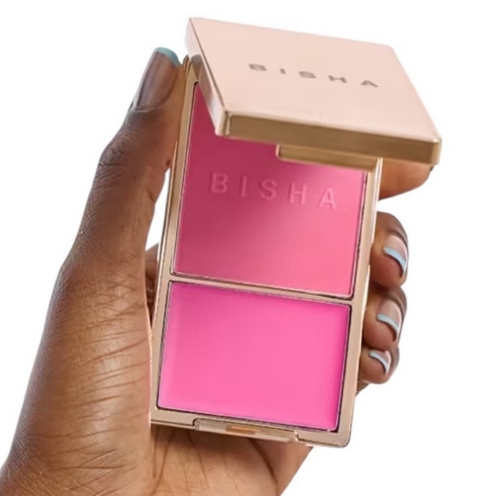 Bisha - Essential Duo Blush in Dubai (Bright Pink) BRAND NEW NEVER OPENED